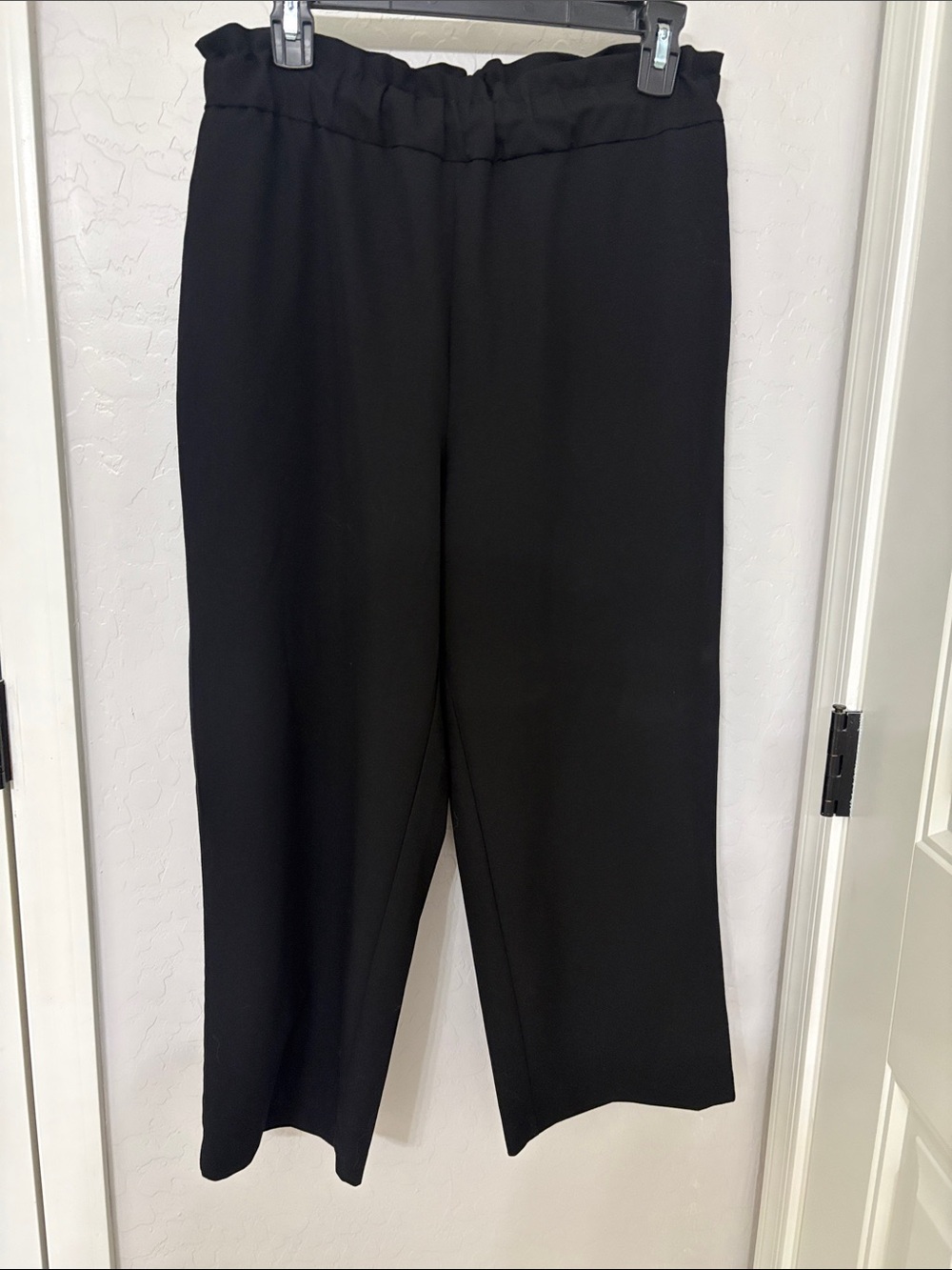 Worthington Black Wide-Leg Paperbag Waist Pants. Never worn!